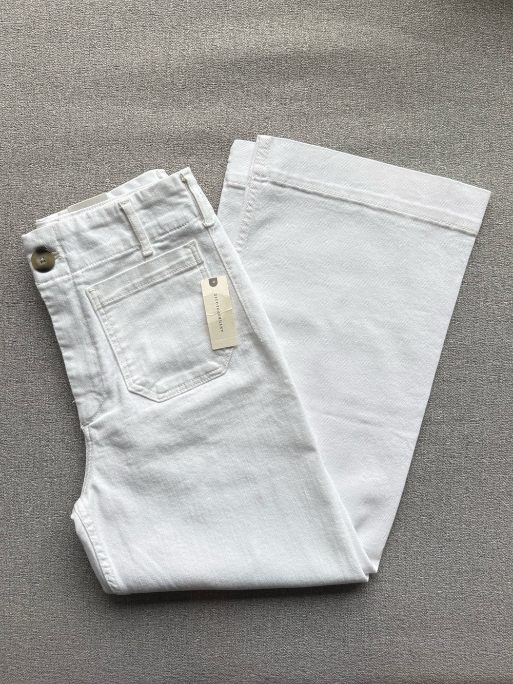 Anthropologie Maeve Collette High-Rise Wide-Leg Cropped Jeans in White Size 28
